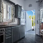 Apartman Artemis By Akroploro *