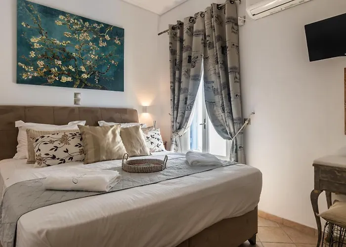 Artemis By Akroploro