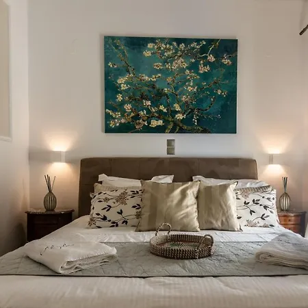 Artemis By Akroploro