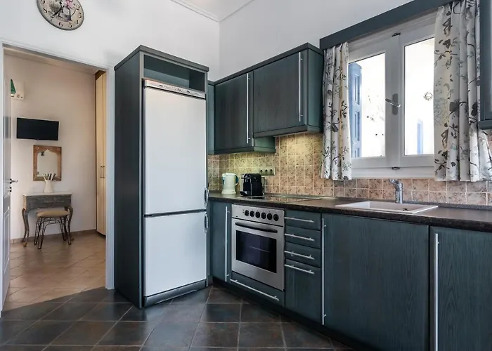 Artemis By Akroploro * פולוניה