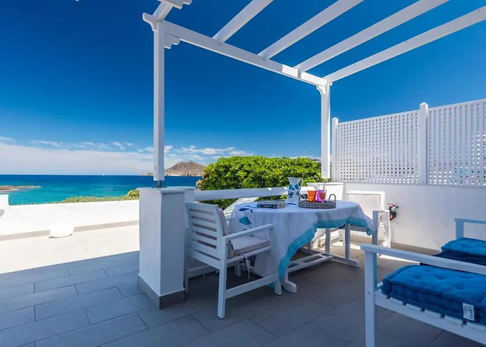 Artemis By Akroploro