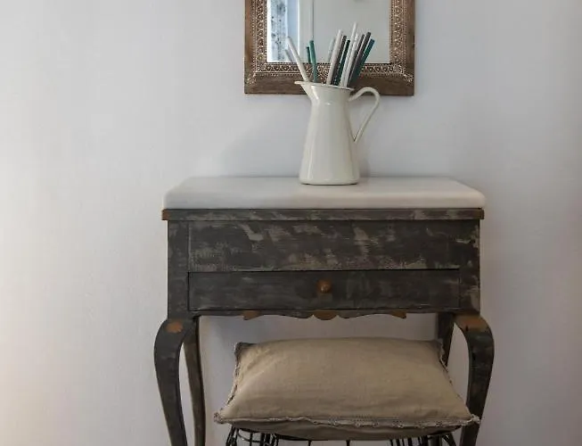 Artemis By Akroploro * פולוניה